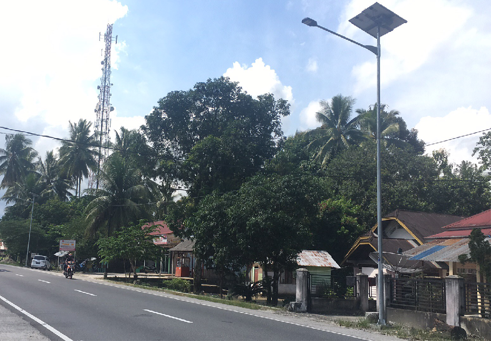 太陽(yáng)能分體燈案例